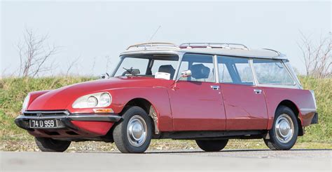 Citroën DS Safari Estate – A Rare French Seven-Seater Wagon