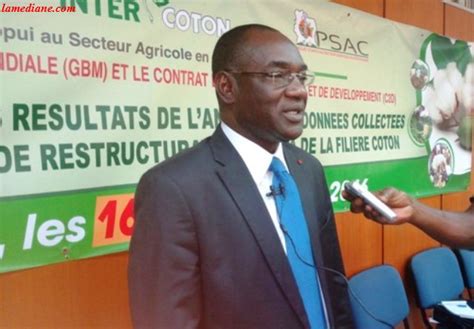 Accul Par Acteurs Qui Exigent Sa D Mission Adama Coulibaly Dg Du