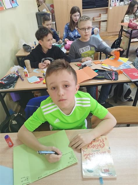 Lapbook Spos B Na Lektur Ch Opcy Z Placu Broni Szkola Podstawowa