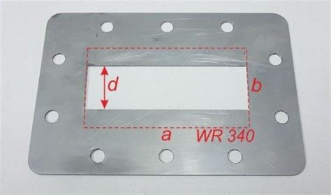 Photo of the symmetrical capacitive diaphragm. The diaphragm aperture ...