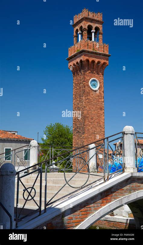 Uhrturmmarkstein in murano Fotos und Bildmaterial in hoher Auflösung