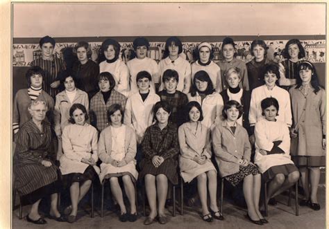 Photo De Classe Classe De 3ème De 1965 College Denseignement