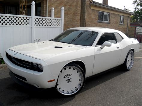 Dodge Challenger IZE Gallery - Perfection Wheels