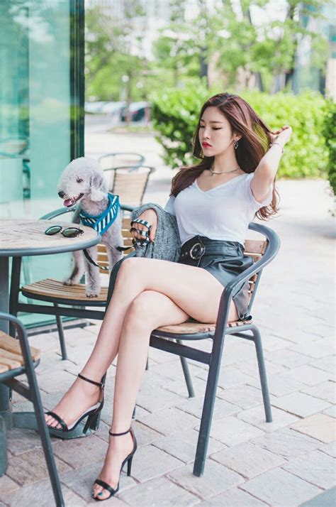 Legs And High Heels Korean Female Models Follow Us For 100000s Of