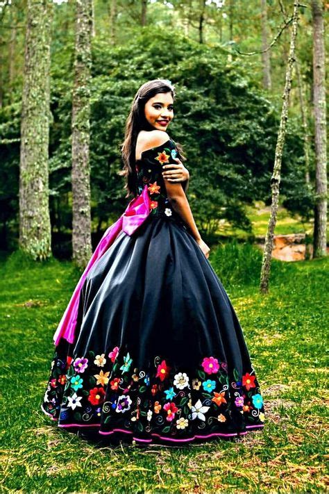 Pin En Vestidos Xv AÑos Mexicanos