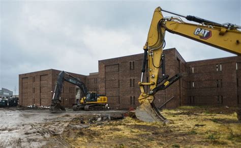 Ingham County jail built in 1960s gets torn down