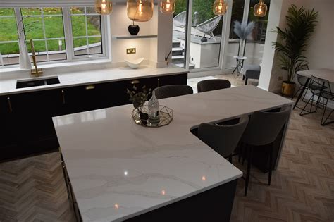 Light Grey And Graphite With Calacatta Dusk Quartz Walton