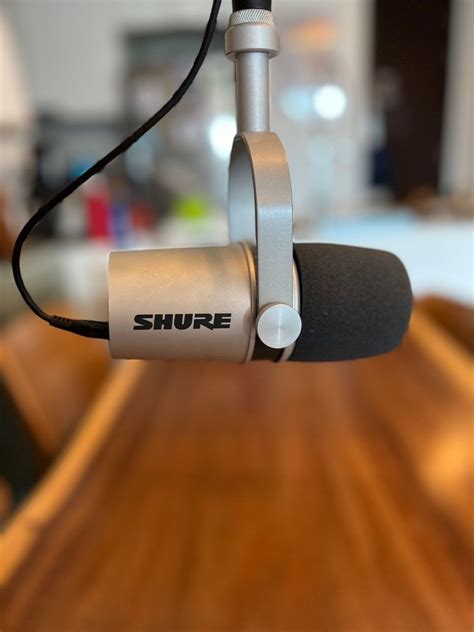 Shure Mv Podcast Mic And Desk Arm Audio Microphones On Carousell