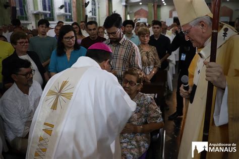 Rede Tiradentes Desejo de servir marca o início do ministério