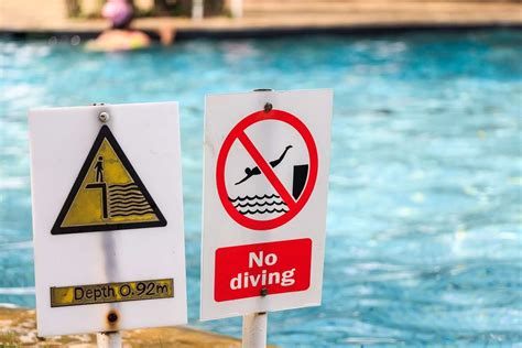 Your Swimming Pool Safety Checklist