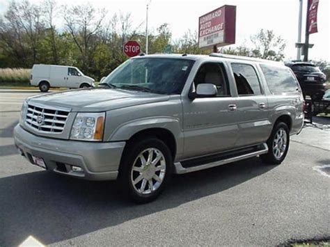 2005 Cadillac Escalade Esv Information And Photos Momentcar