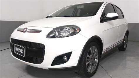 Autos Fiat Palio 1 6 SPORTING DUALOGIC Hatchback 2017 usados KAVAK México