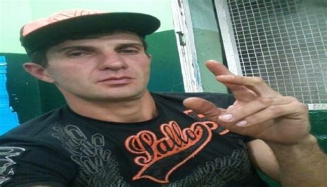 Homem é Assassinado E Corpo é Encontrado Embaixo Da Ponte Polícia