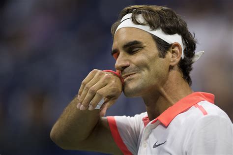 Stubborn Roger Federer Advances To Third Round Of Us Open