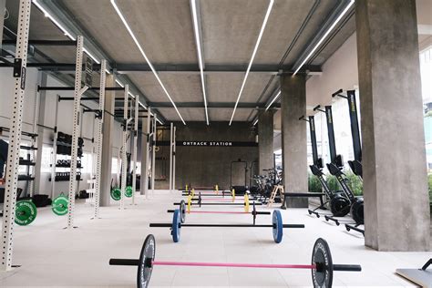 Everything to know about the Station National Express amenities 11