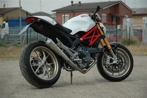 QD EXHAUST Ducati Monster 796 Full Exhaust System "MaXcone" – Desmoheart