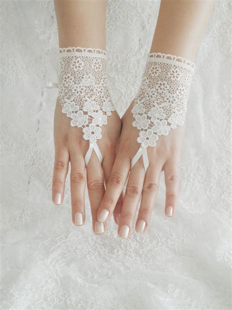 Wedding Gloves Ivory Lace Gloves Fingerless Gloves Ivory Wedding