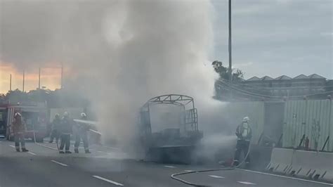 影 國1五楊高架中壢段火燒車 駕駛驚逃「手燙傷」回堵5公里