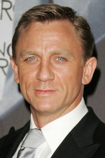 Daniel Craig Elegant Short Hairstyles – Cool Men's Hair