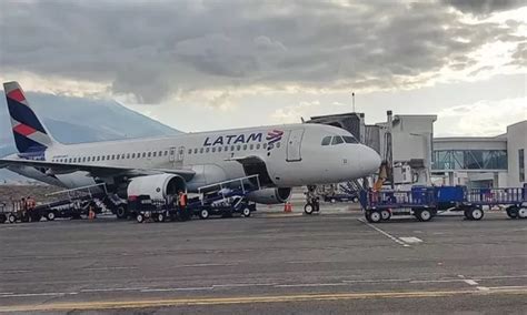 Latam Estado De Vuelos Cancelados En Jorge Chávez