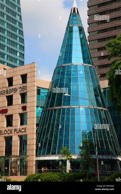 Singapore orchard road wheelock place hi-res stock photography and ...