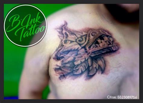 Tatuaje del artista Mexicano B Ink Tattoo Cabeza de Quetazlcóatl