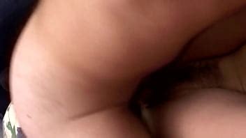 Antes me masturbaba en mi propio coño con dos dedos en mi boca mientras orinaba XVIDEOS