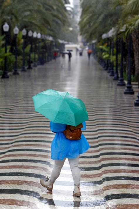 Concluida La Preemergencia Naranja De Lluvia En Alicante Y Valencia