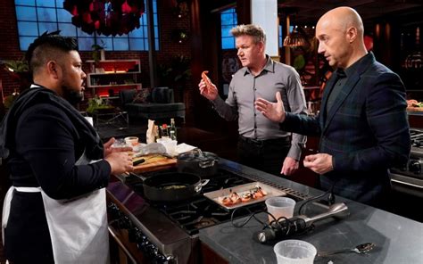 Masterchefs Gordon Ramsay And Joe Bastianich Help A Cheftestant With The California Mystery Box