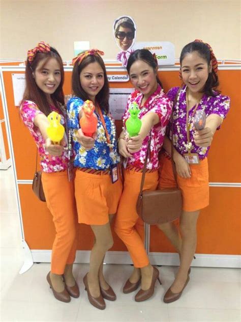 Thai Smile Air Flight Attendant Thai Airline Cabin Crew