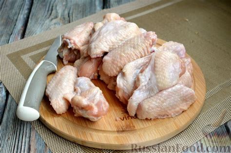 Рецепт: Запечённые куриные крылышки в остром медово-соевом маринаде с ...