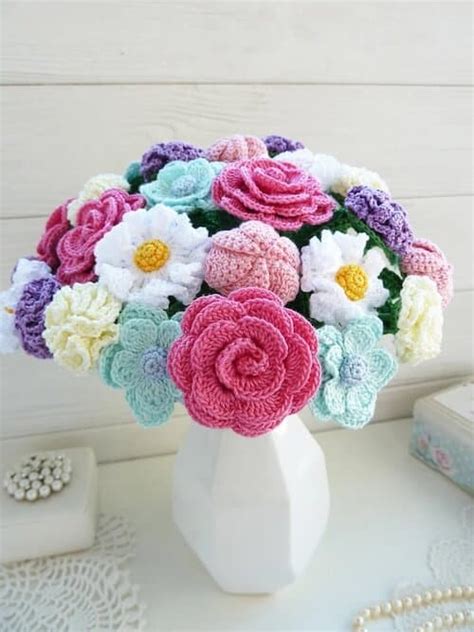 25 Most Beautiful Crochet Flower Bouquet Patterns Zamiguz