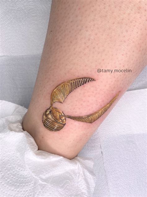 Arte Que Reluz Como Ouro Conhe A Tamy Mocelin Blog Tattoo Me