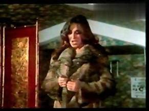 CARINOSAMENTE INFIEL NUDE SCENES AZNude