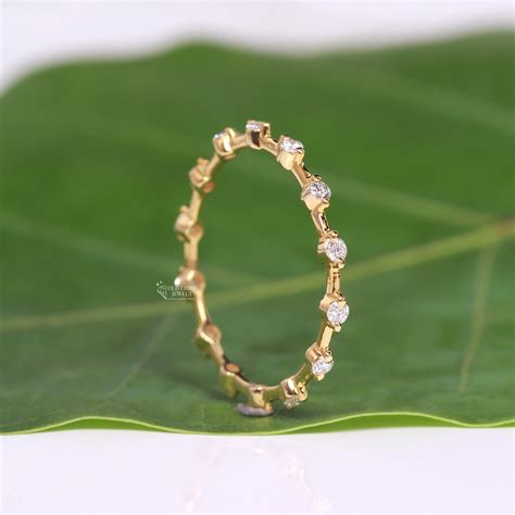 Floating Bubble Diamond Wedding Band, 1.60MM Round Natural Diamond Band