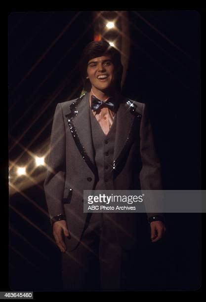 82 Donny And Marie Show 1976 Tv Show Stock Photos, High-Res Pictures, and Images - Getty Images