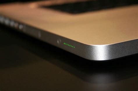 First Look Unibody Macbook Pro With Photos And Video Appleinsider