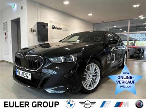 BMW i5 eDrive40 Limousine Sportpaket AD AHK-klappbar AHK Navi digitales ...