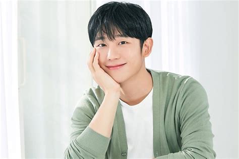 FNC Entertainment responde a los informes de que Jung Hae In compró un