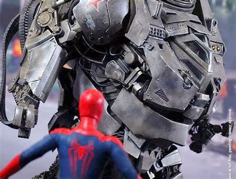 The Amazing Spider Man Foto Della Nuova Action Figure Hot Toys Di Rhino Cineblog