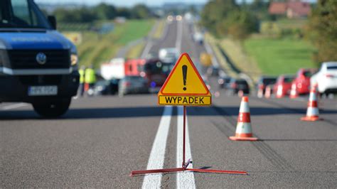 Pyrzowice Miertelny Wypadek Na S Ko O Lotniska Nie Yj Trzy Osoby