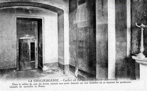 La Conciergerie en 1900 et intérieur