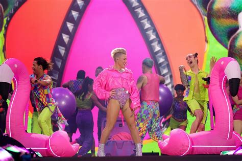 P NK BRASIL PBR On Twitter P Nk Na Noite De Abertura Da Summer