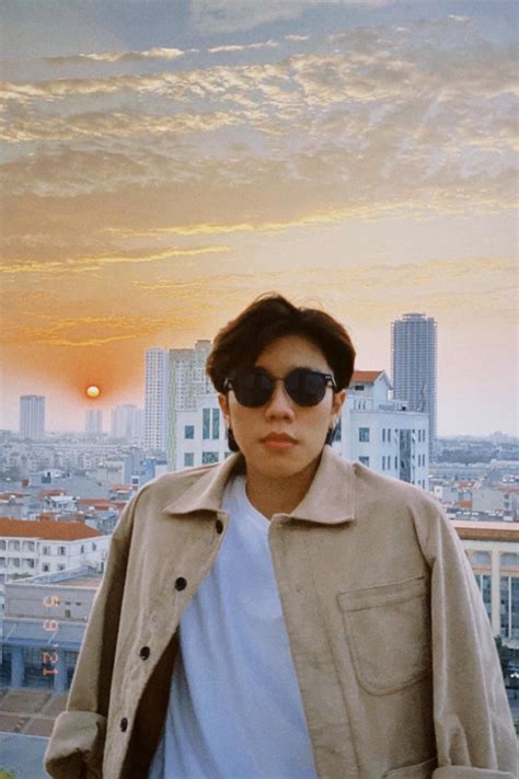 Dậy thì trổ mã điển trai như hot boy giờ con trai Vân Dung trông quá khác lạ ai nhìn cũng giật