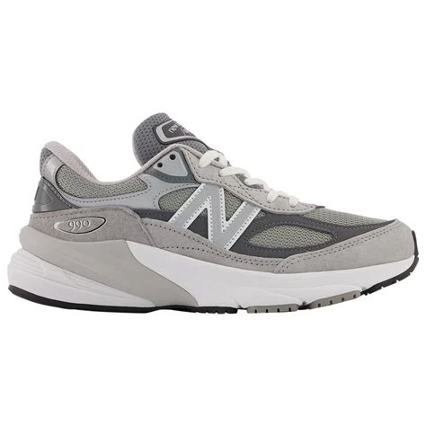 New Balance New Balance 990 V6 - Women's - Running Shoes - BeyondStyle