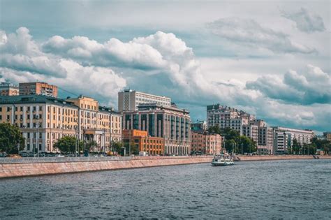 Premium Photo Moscow River Embankment Against The Blue Sky