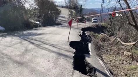 Bartın da yağmur sonrası yollarda heyelanlar meydana geldi Haberler