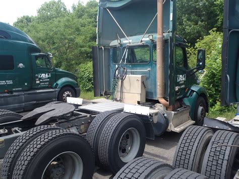 PT1848 - Roberts Truck Sales