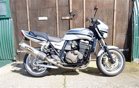 Kawasaki Zrx 1200 R Classic Late Model Example Moto Bahn