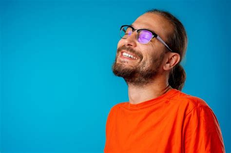 Premium Photo Man With Long Hair And Glasses